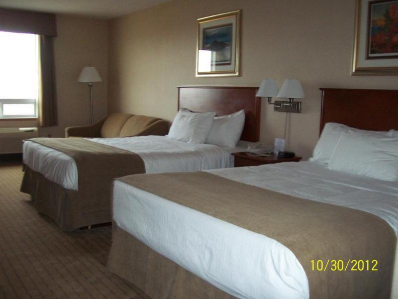 Days Inn By Wyndham Moose Jaw Exterior photo